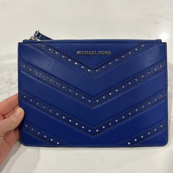 Michael Kors Clutch - Picture 2 of 5